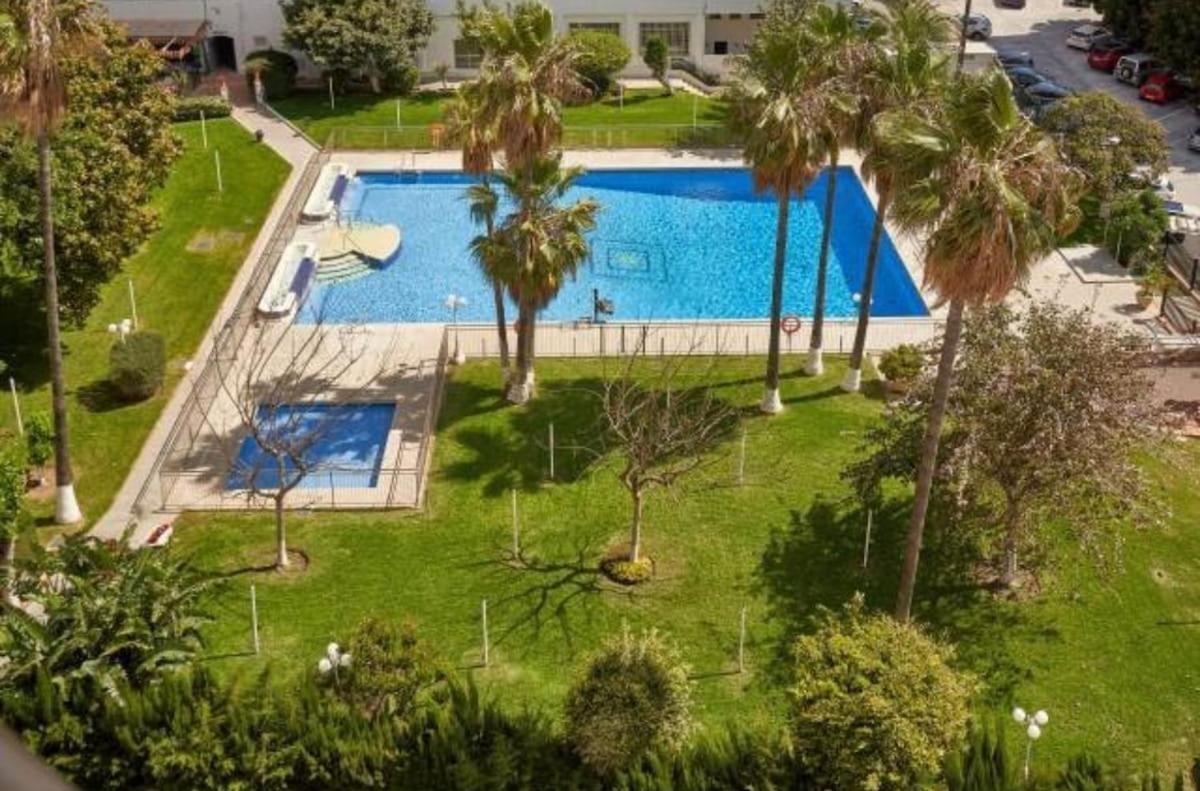 Next To Puerto Marina *